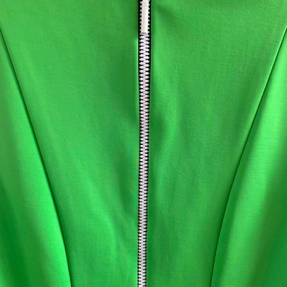 Manning Cartell green top with feature zip - Picture 6 of 8